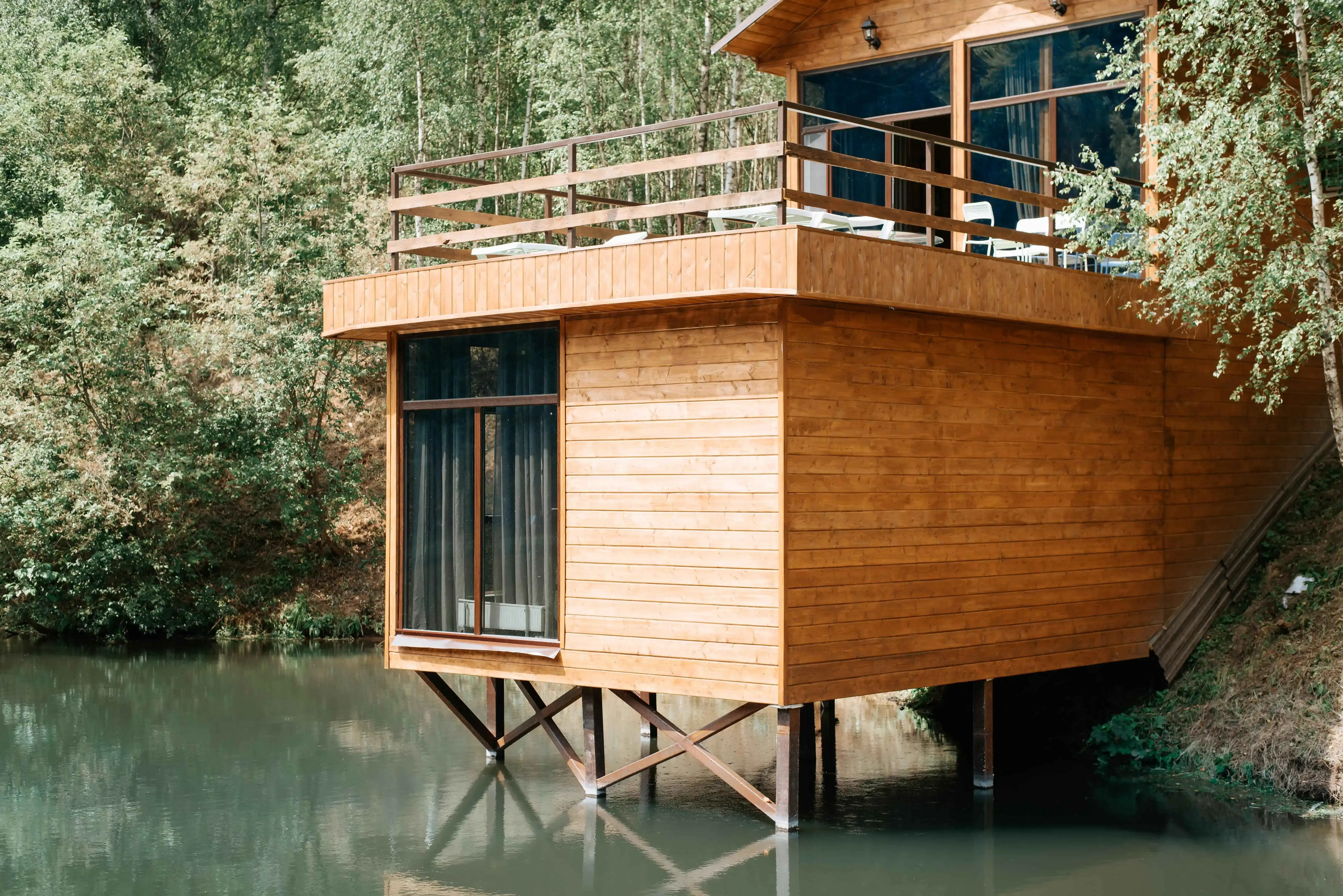 housing on stilts